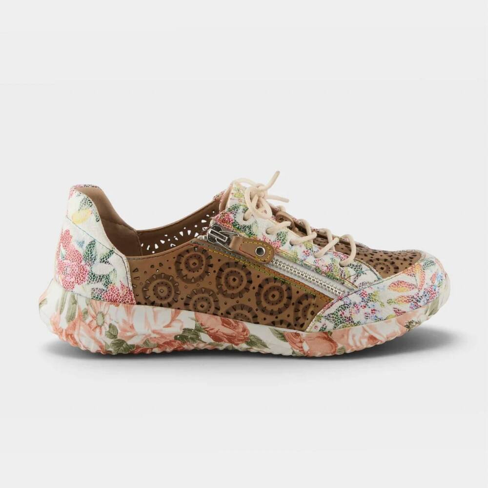NEW L'ARTISTE women's jazzie sneaker in beige